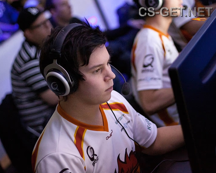 Конфиг «kHRYSTAL.cfg» для CS 1.6